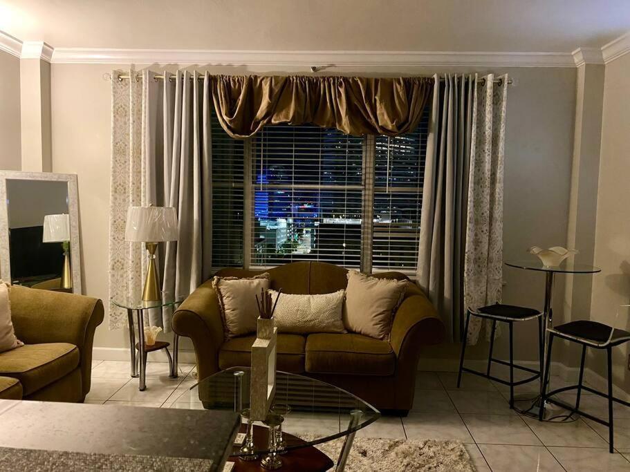 Cozy Downtown Condominium 傑克遜維爾 外观 照片